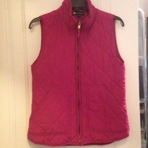 Women vest in pink color